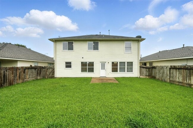 Building Photo - 3114 Holly Ranch Dr