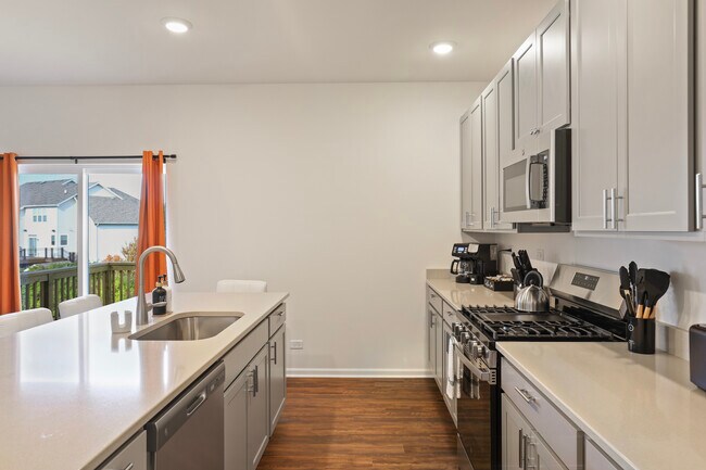 Building Photo - 2310 Truman Trail