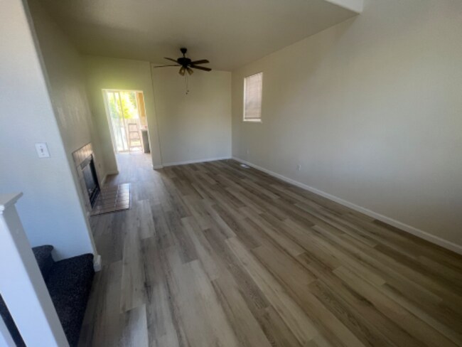 Building Photo - 3348 Newmark Dr