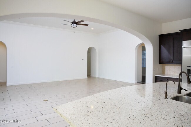 Building Photo - 10924 N 136th Pl