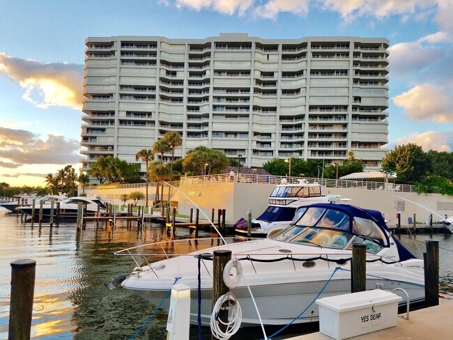 Building Photo - 4001 N Ocean Blvd