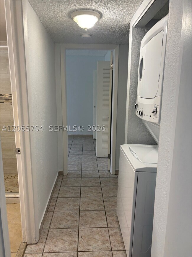 Building Photo - 18236 Mediterranean Blvd