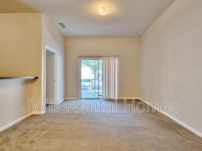 Building Photo - 5101 Playpen Dr