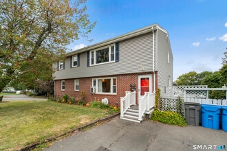 Building Photo - 287 East St