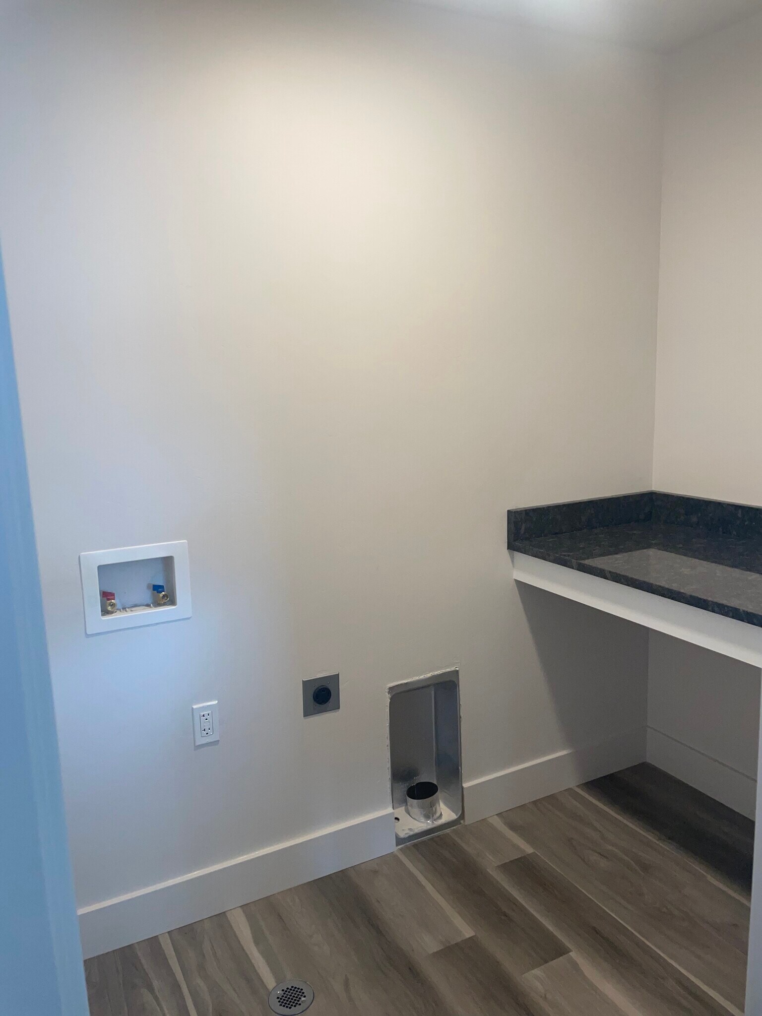 Building Photo - 917 N 100 W