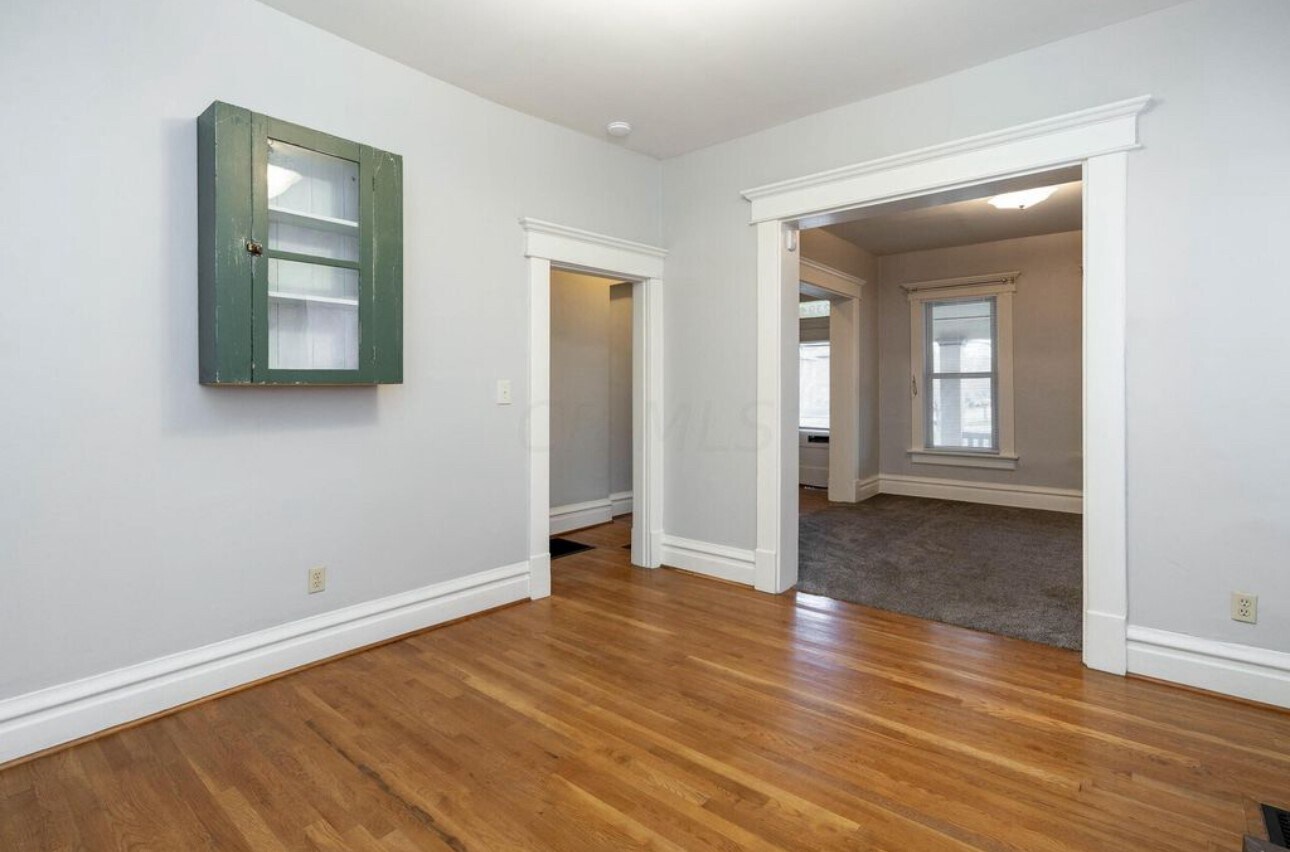 Building Photo - 239 W 1st Ave