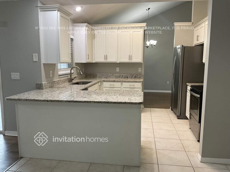 Building Photo - 1897 Crane Creek Blvd