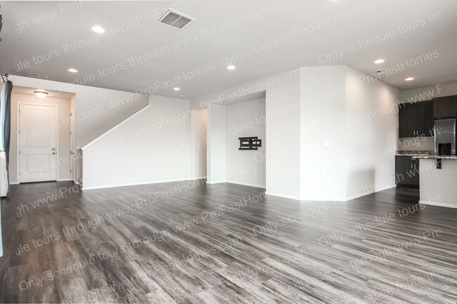 Building Photo - 2445 S Jasper Dr