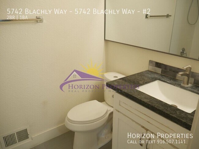 Building Photo - 5742 Blachly Way