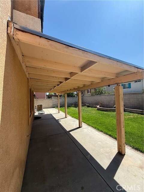 Building Photo - 7262 Magnolia Pl