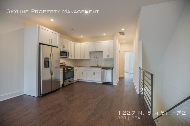 Building Photo - 1227 N 5th St