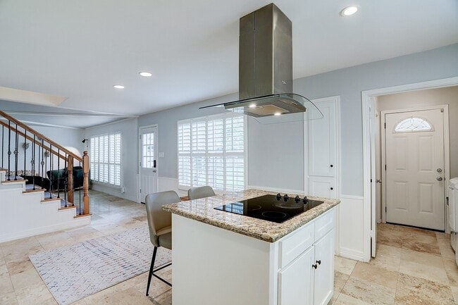 Building Photo - 12523 Briar Forest Dr