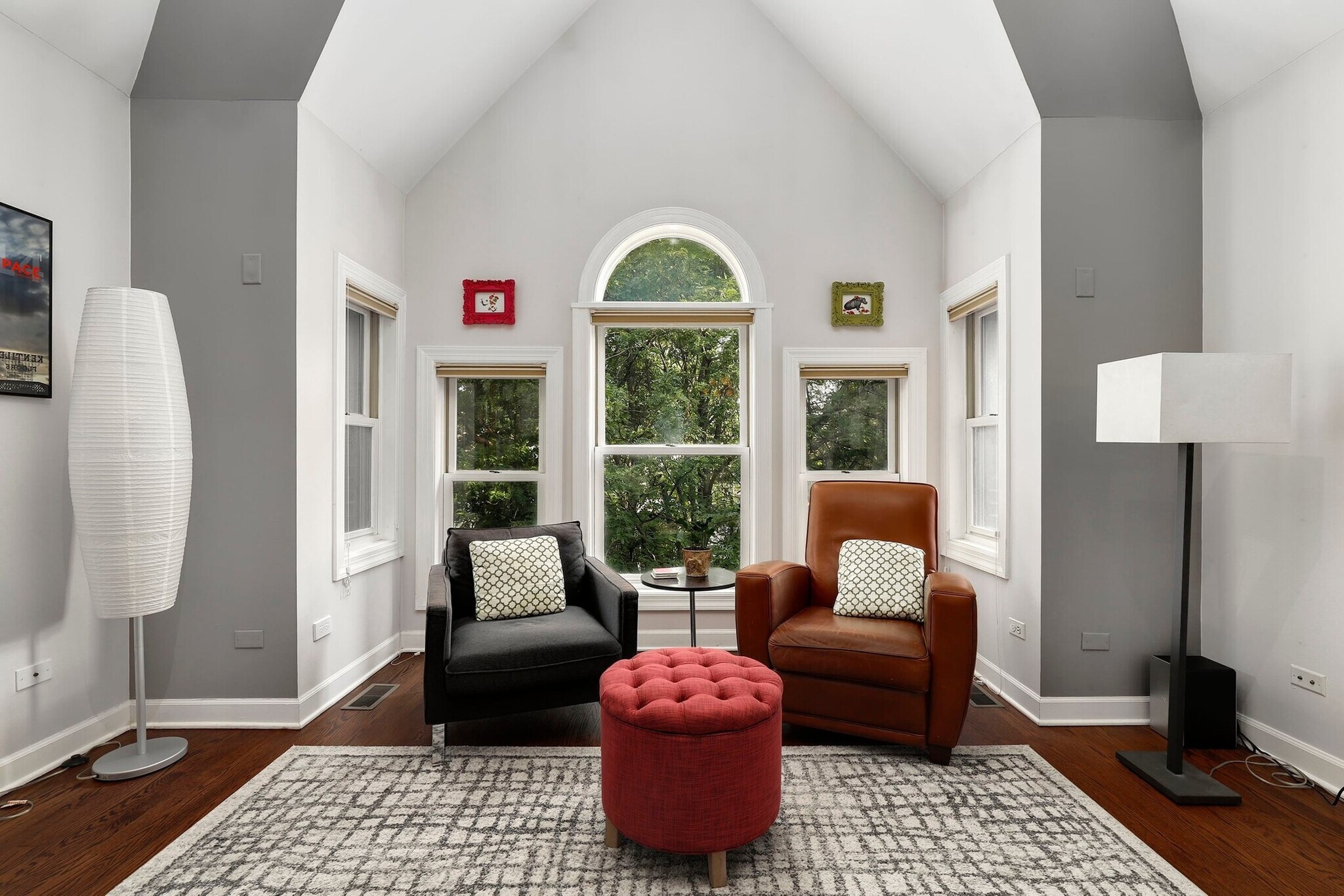 Living Room Nook Detail - 2117 W Evergreen Ave