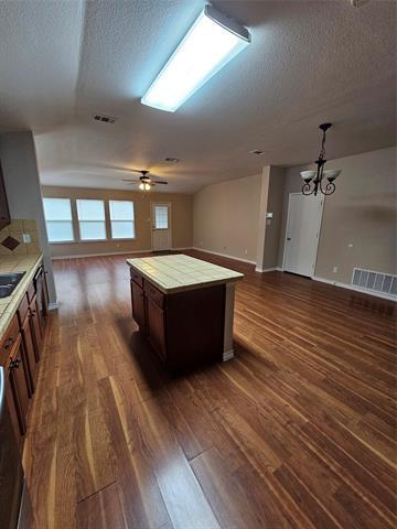 Building Photo - 605 Snowy Orchid Dr