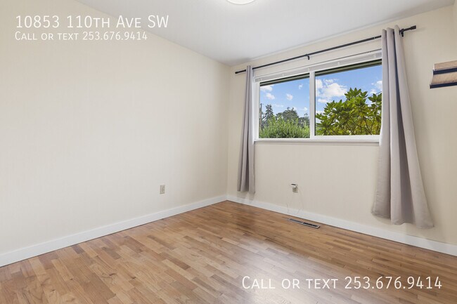 Building Photo - 10853 110th Ave SW