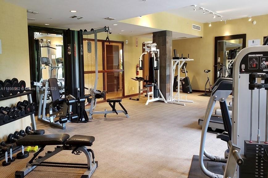 Building Photo - 3300 NE 191st St