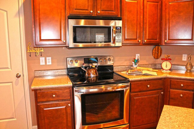 Building Photo - 313 Reedsport Ridge