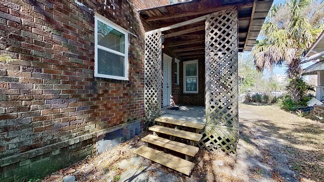 Building Photo - 1/1 In San Marco! Walking distance to the ...