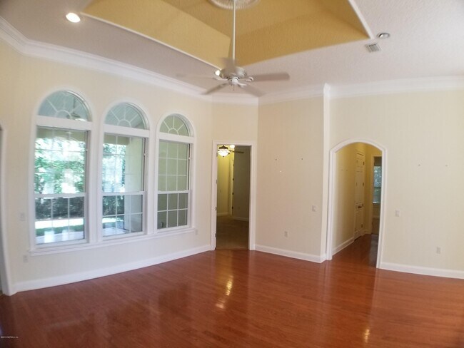 Building Photo - 2580 Heather Oaks Ct