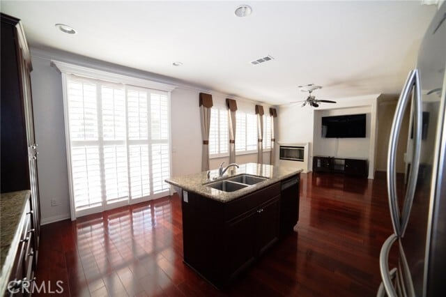 Building Photo - 12810 Wild Horse Way