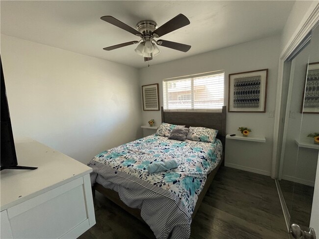 Building Photo - 2677 Country Club Dr