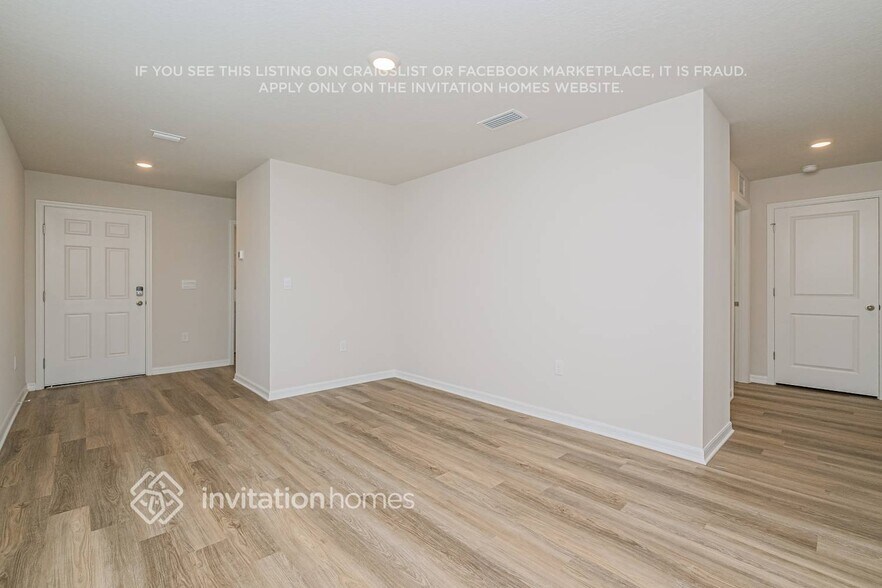 Building Photo - 10745 Hidden Banks Gln