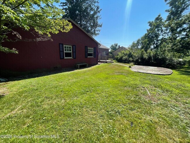 Building Photo - 109 Park Dr