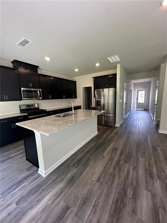 Building Photo - 118 Sequoia Ln