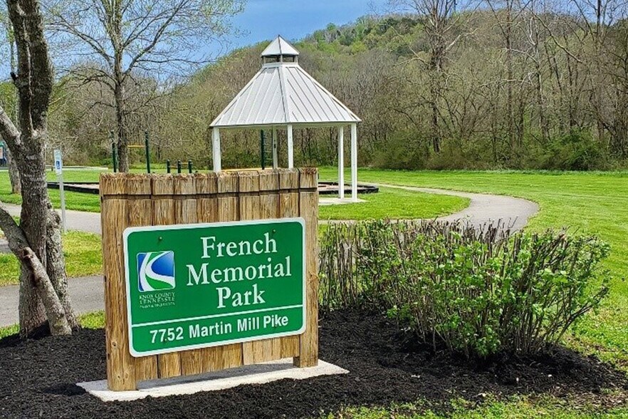 Park with library, playground and waterworks just 2 minute walk - 7713 Martin Mill Pike