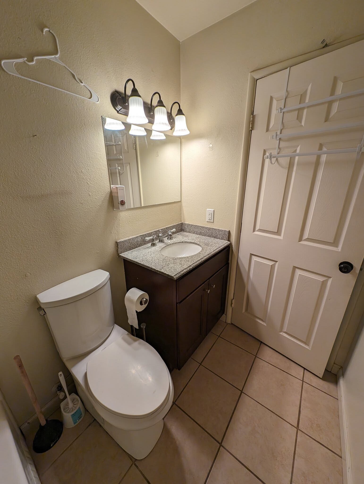 Building Photo - 41753 Switzerland Dr