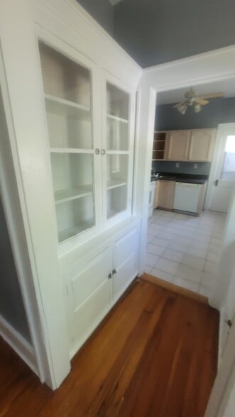 Building Photo - 148 W 6th St