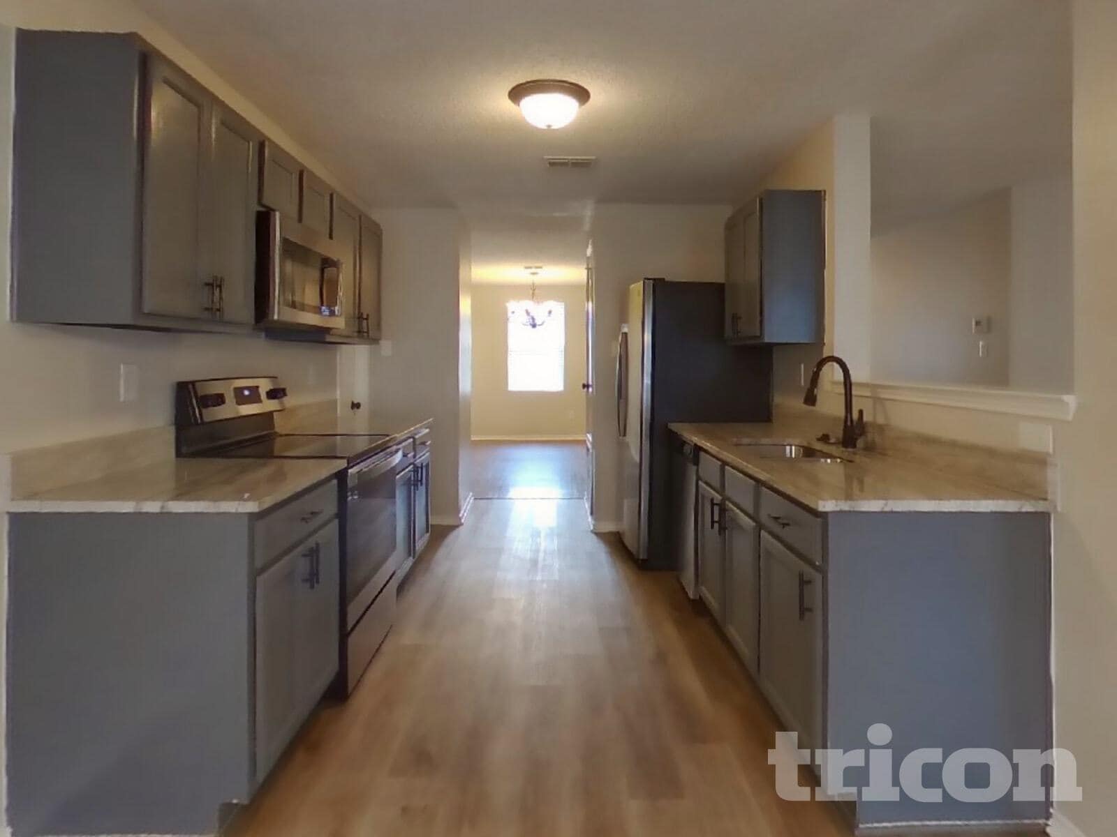 Building Photo - 1415 Lochspring Dr