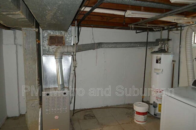 Building Photo - 37 E Judith Ann Dr