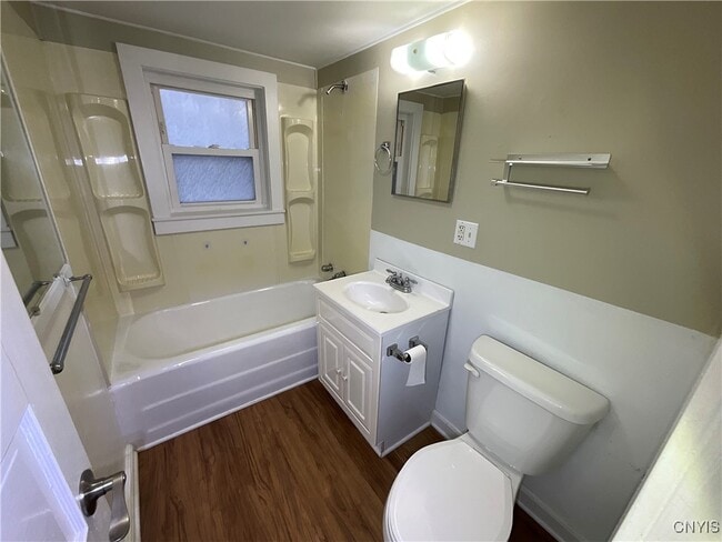 Building Photo - 127 Winslow St