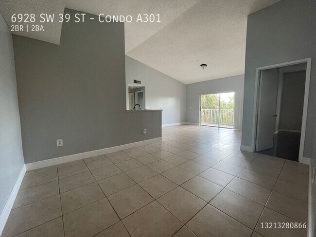 Building Photo - 6928 SW 39th St