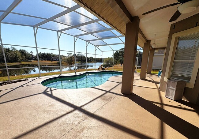 Building Photo - Coming Soon, 4 Bedroom, 2.5 bath Pool Home - Hunter's Creek!