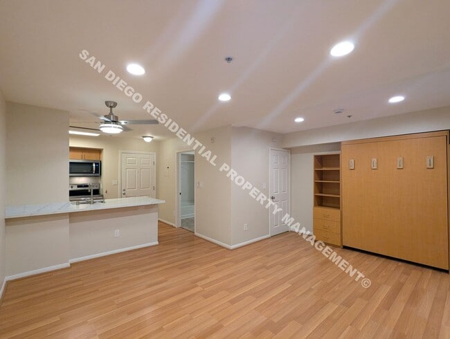 Building Photo - ***$200 MOVE-IN DISCOUNT*** Updated Studio with Parking and Washer/Dryer in Prime Little Italy Lo...