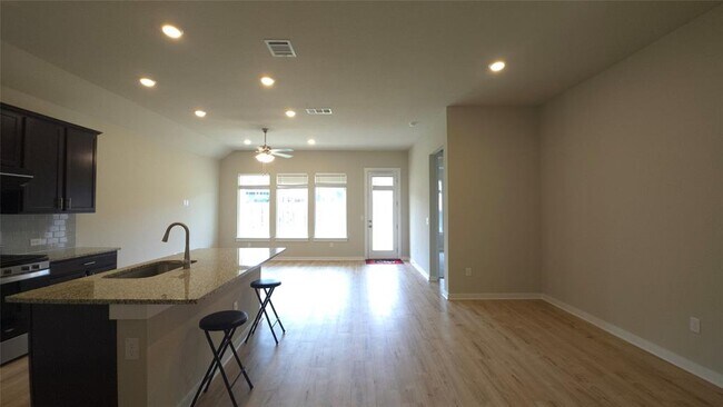 Building Photo - 2125 Bobtail Pass