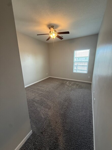 Building Photo - 614 N Grandstone St