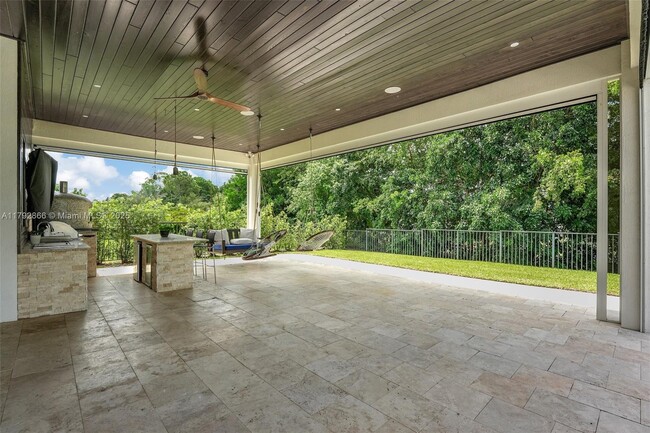 Building Photo - 17130 Magnolia Estates Dr