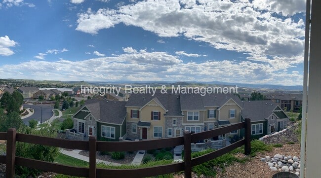 Building Photo - 552 Hanging Rock Pl