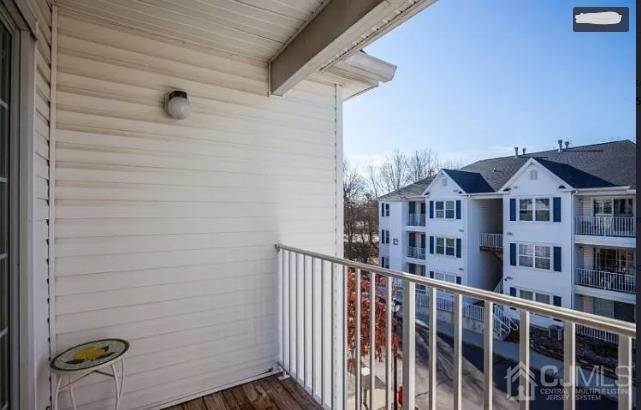 Building Photo - 1335 Waterford Dr