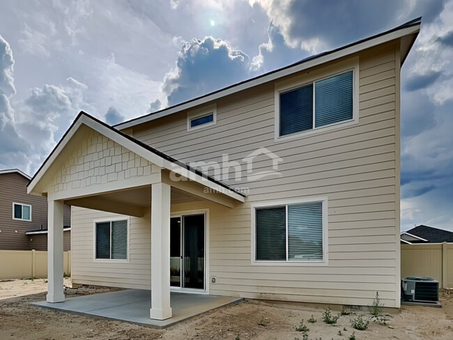 Building Photo - 924 N Rivermist Pl