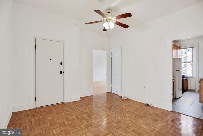 Building Photo - 2854 Connecticut Ave NW