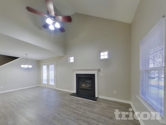 Building Photo - 3097 Teton Dr