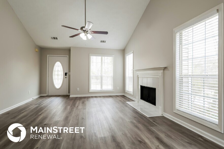 Building Photo - 5107 Scenic View Rd