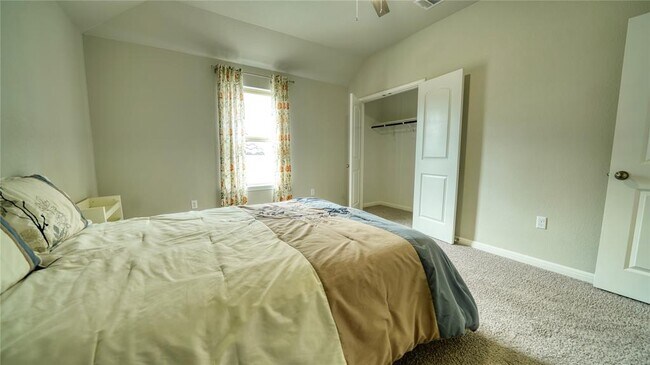 Building Photo - 11907 Singer Ct