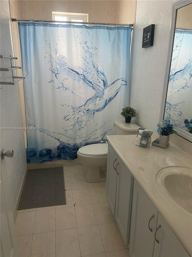 Building Photo - 3102 NE 3rd Dr