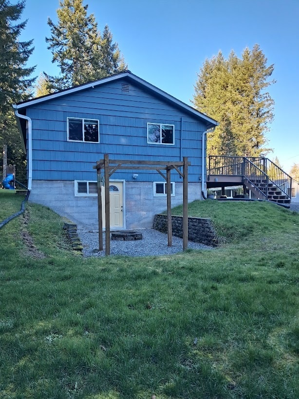 Building Photo - 3911 NE Rova Rd