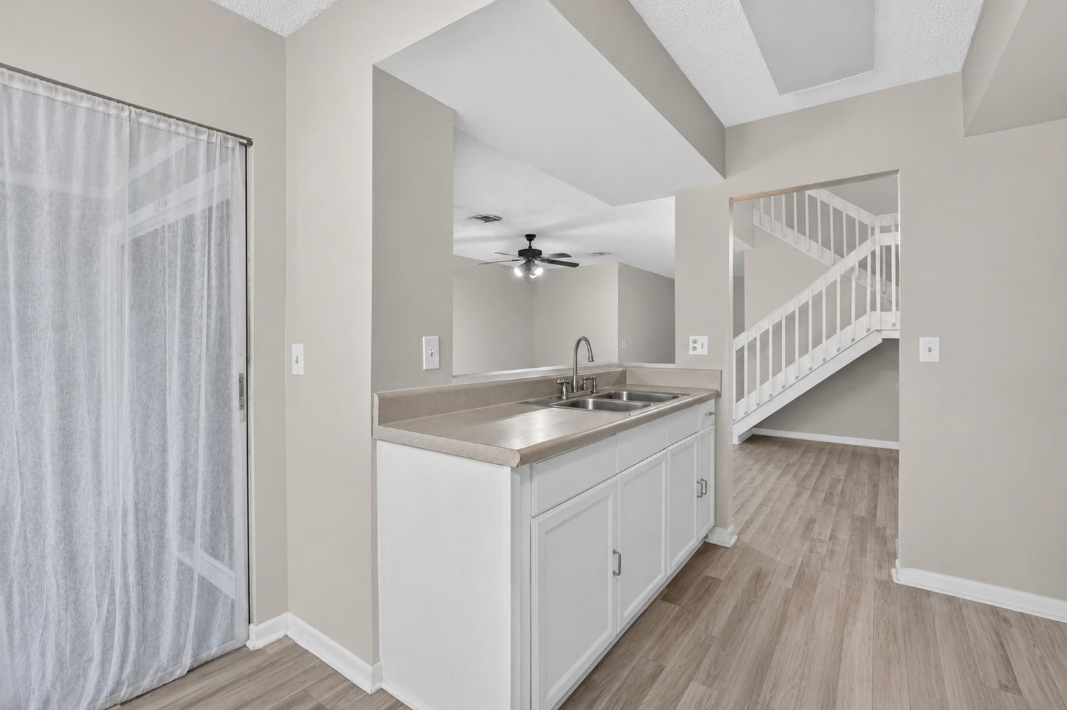 Building Photo - 5314 Sapphire Vly